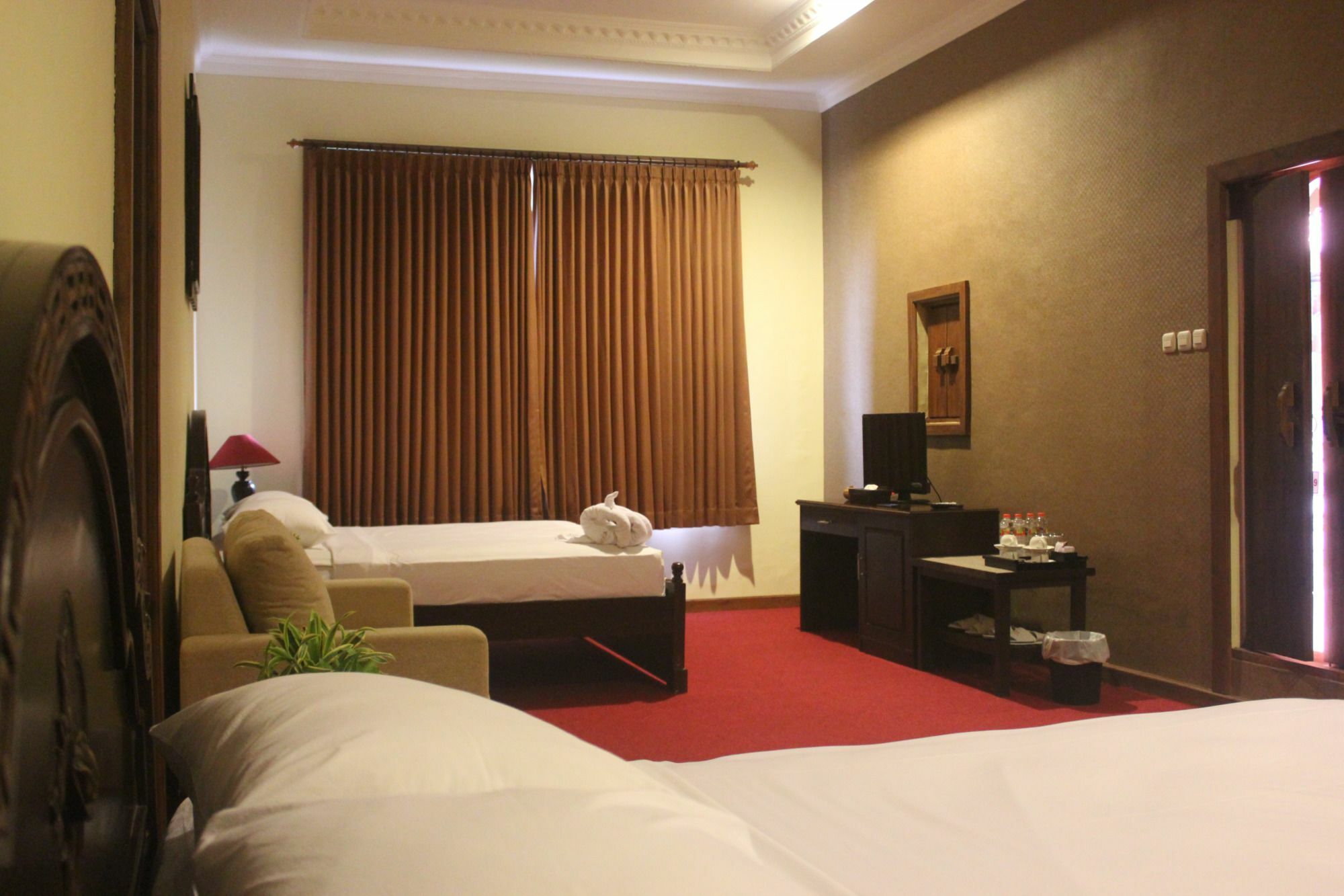 Ubud Hotel & Cottages Malang Exterior foto